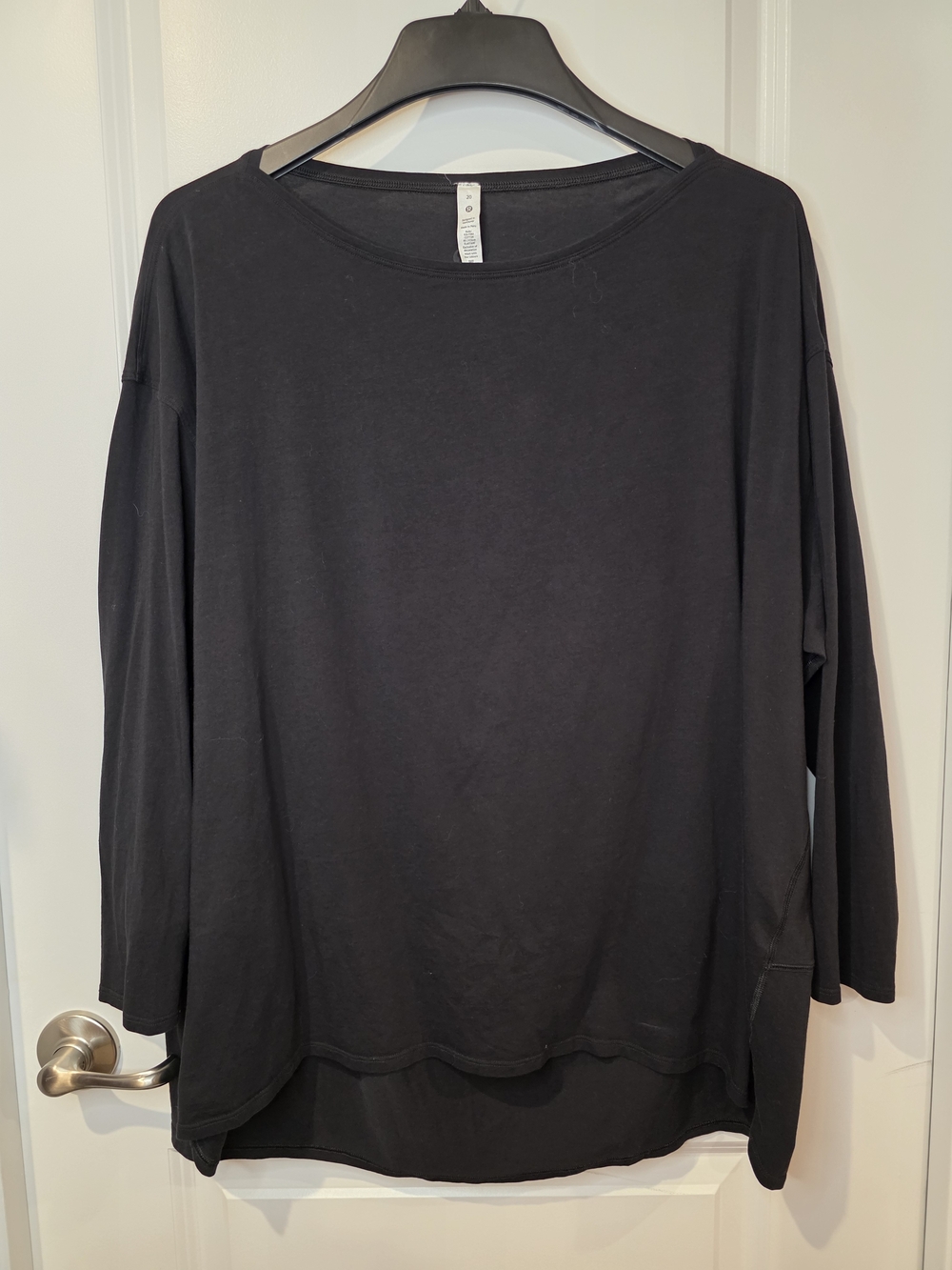 lululemon athletica Black Long-Sleeve Scoop Neck Tee